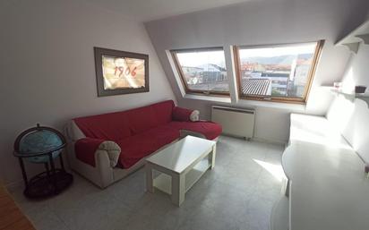 Living room of Flat for sale in A Pobra do Caramiñal  with Heating, Terrace and Balcony