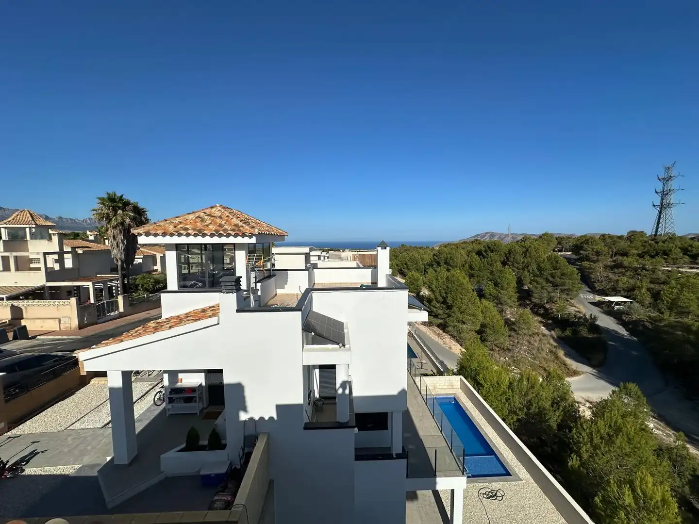 Vista exterior de Casa o chalet en venta en La Nucia con Aire acondicionado, Terraza y Piscina