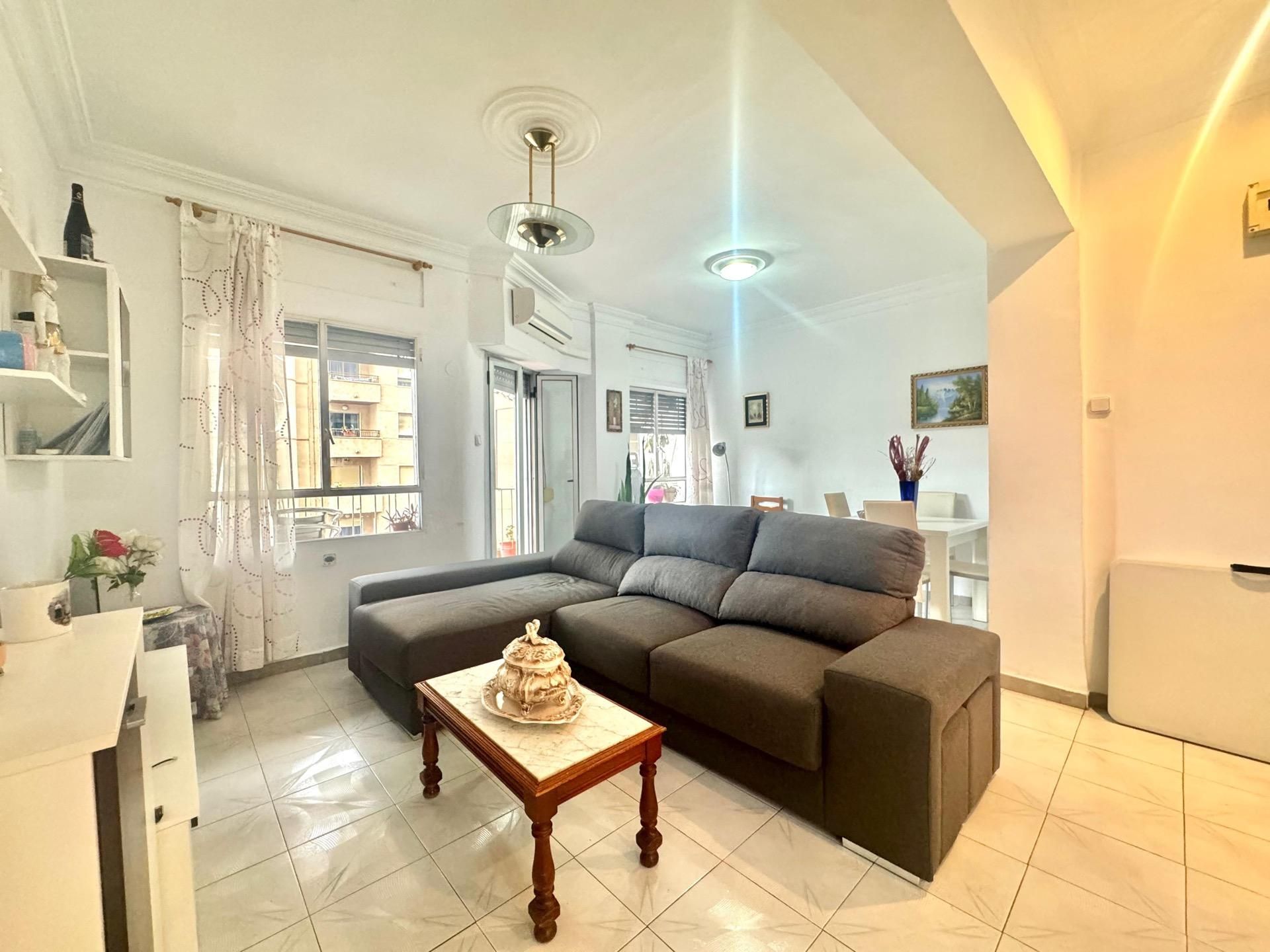 Living room of Flat for sale in Gandia  with Air Conditioner and Balcony