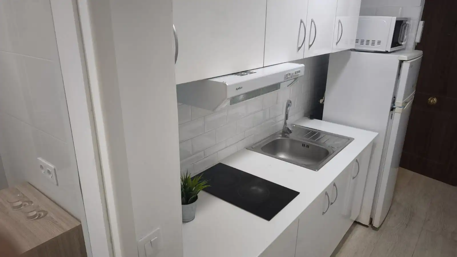 Küche von Wohnung zur Miete in Las Palmas de Gran Canaria mit Möbliert, Waschmaschine und Mikrowelle