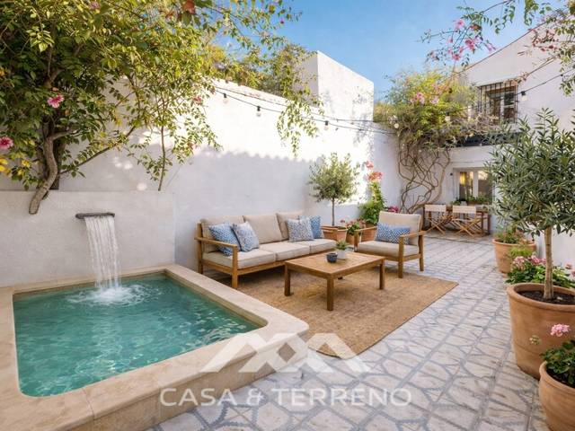 Casa adosada en Venta en Calle Castillo en Comares