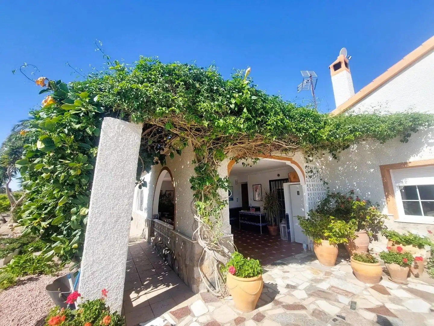 Casa rústica amb jardí en venda a N/A, imagen 8