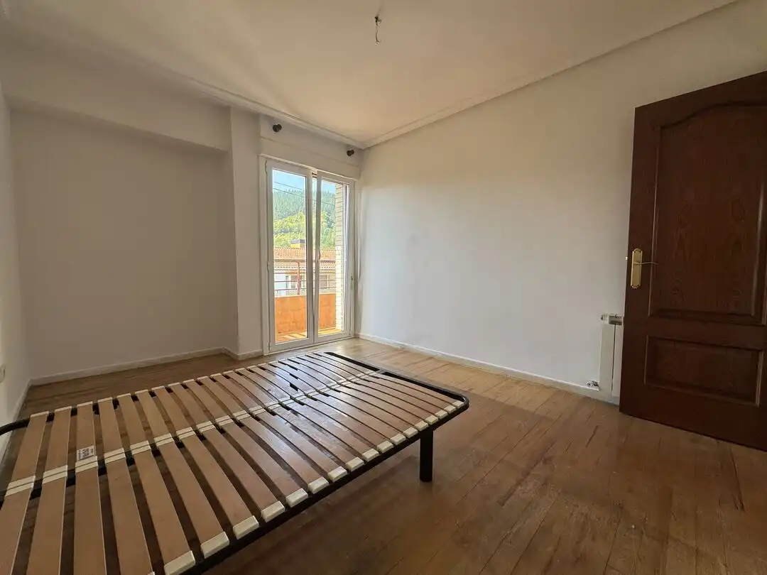 Bedroom of Flat for sale in Legazpi  with Heating and Balcony