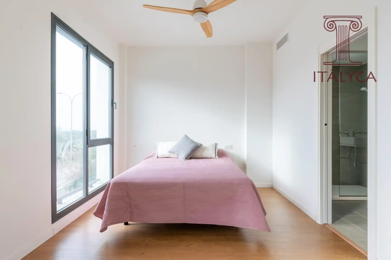 Bedroom of Detached homes for sale in Mairena del Aljarafe  with Heating, Private garden and Terrace