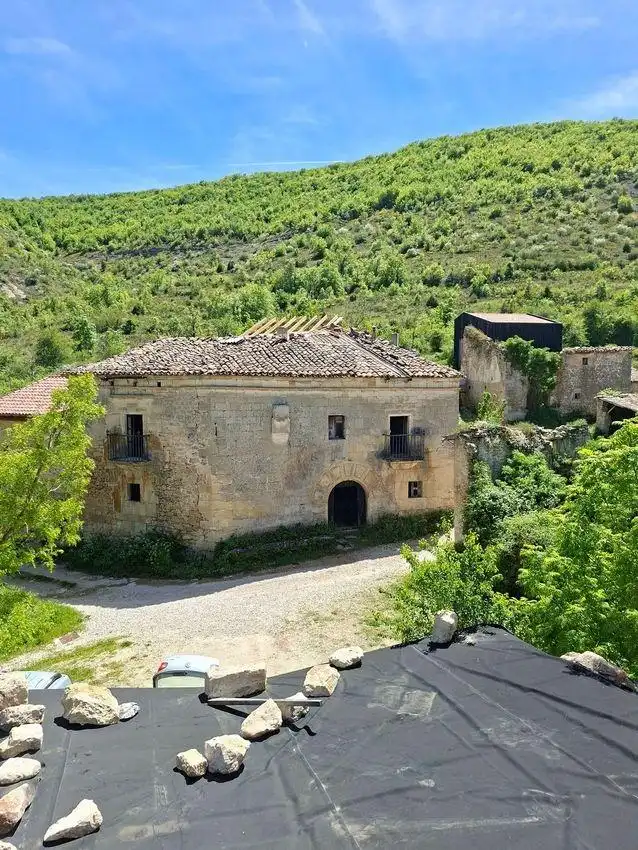 Casa rustica in vendita a Valle de Sedano, imagen 2