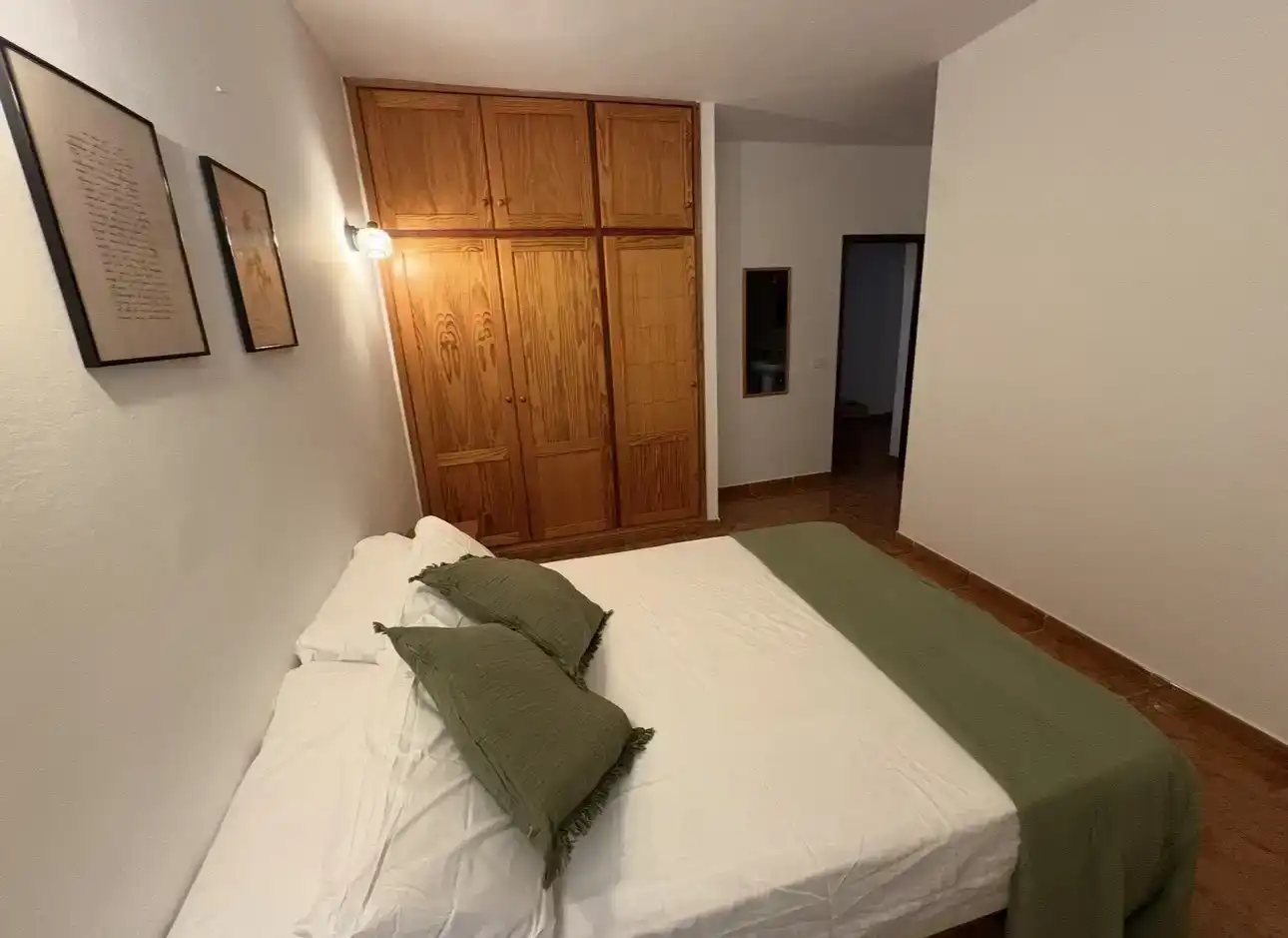 Dormitori de Casa adosada per a compartir en Santiago del Teide amb Moblat