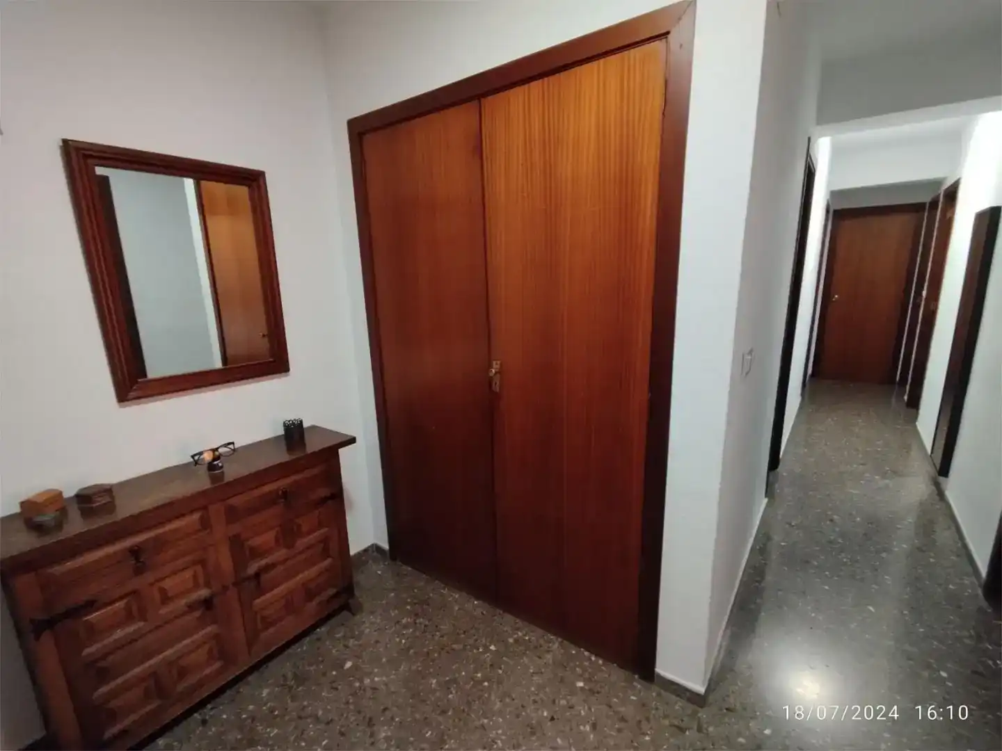 Wohnung zur Miete in  Valencia Capital mit Klimaanlage und Balkon