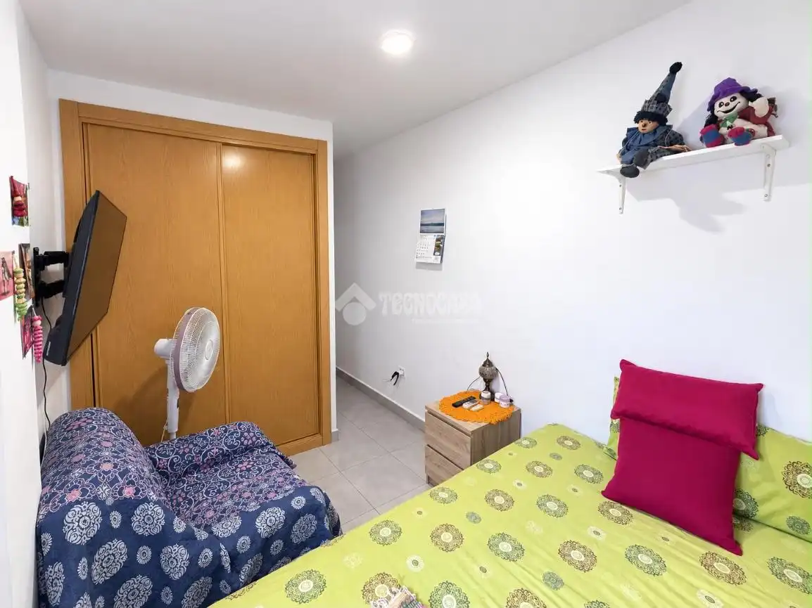 Bedroom of Flat for sale in Cobeja  with Air Conditioner and Heating