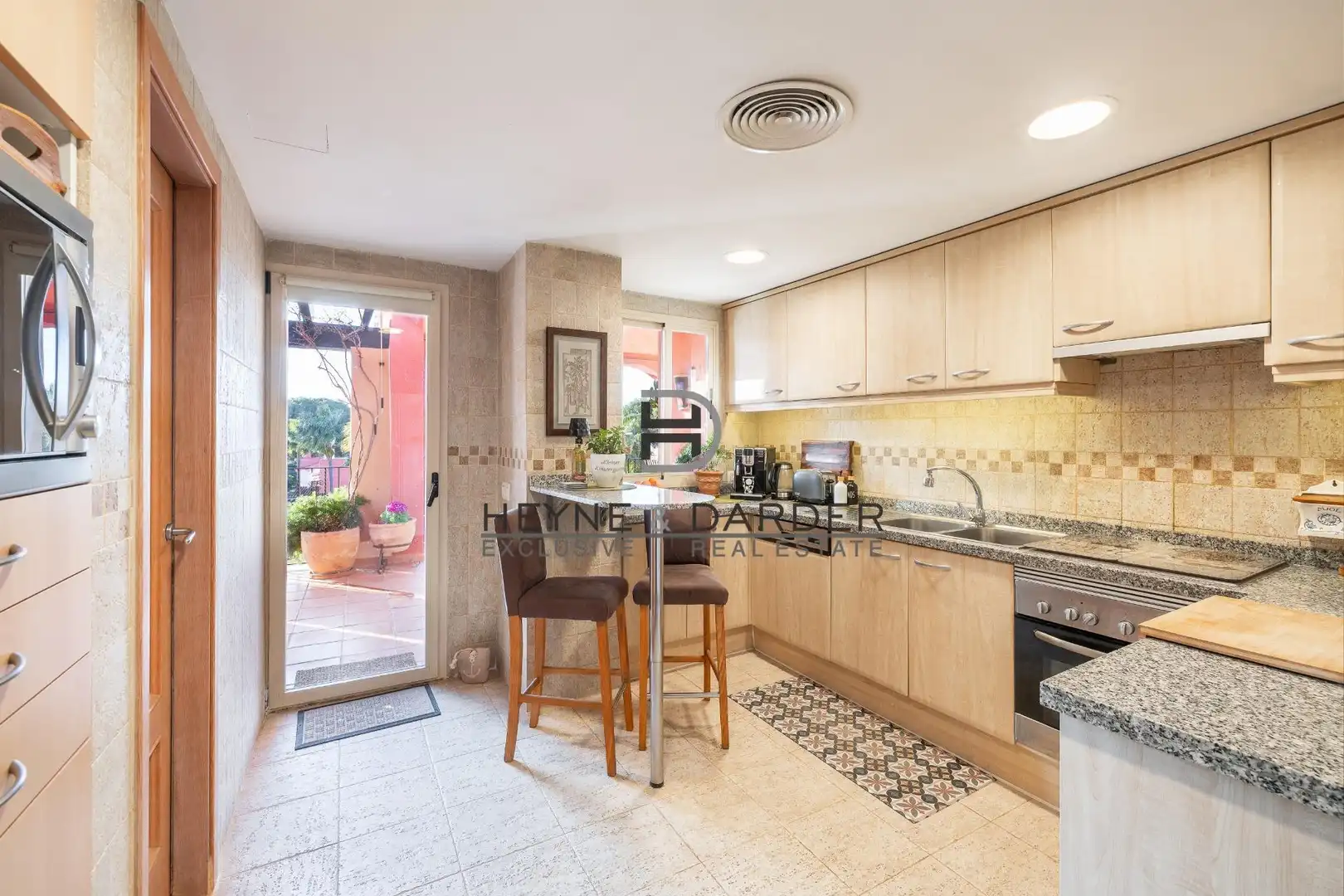 Cocina de Ático en venta en Calvià con Jardín privado, Terraza y Trastero