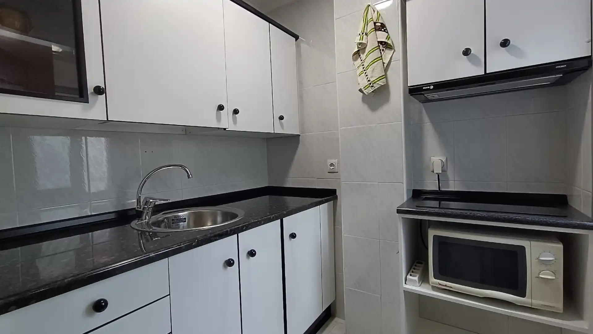 Küche von Wohnung zur Miete in Salamanca mit Heizung, Möbliert und Waschmaschine