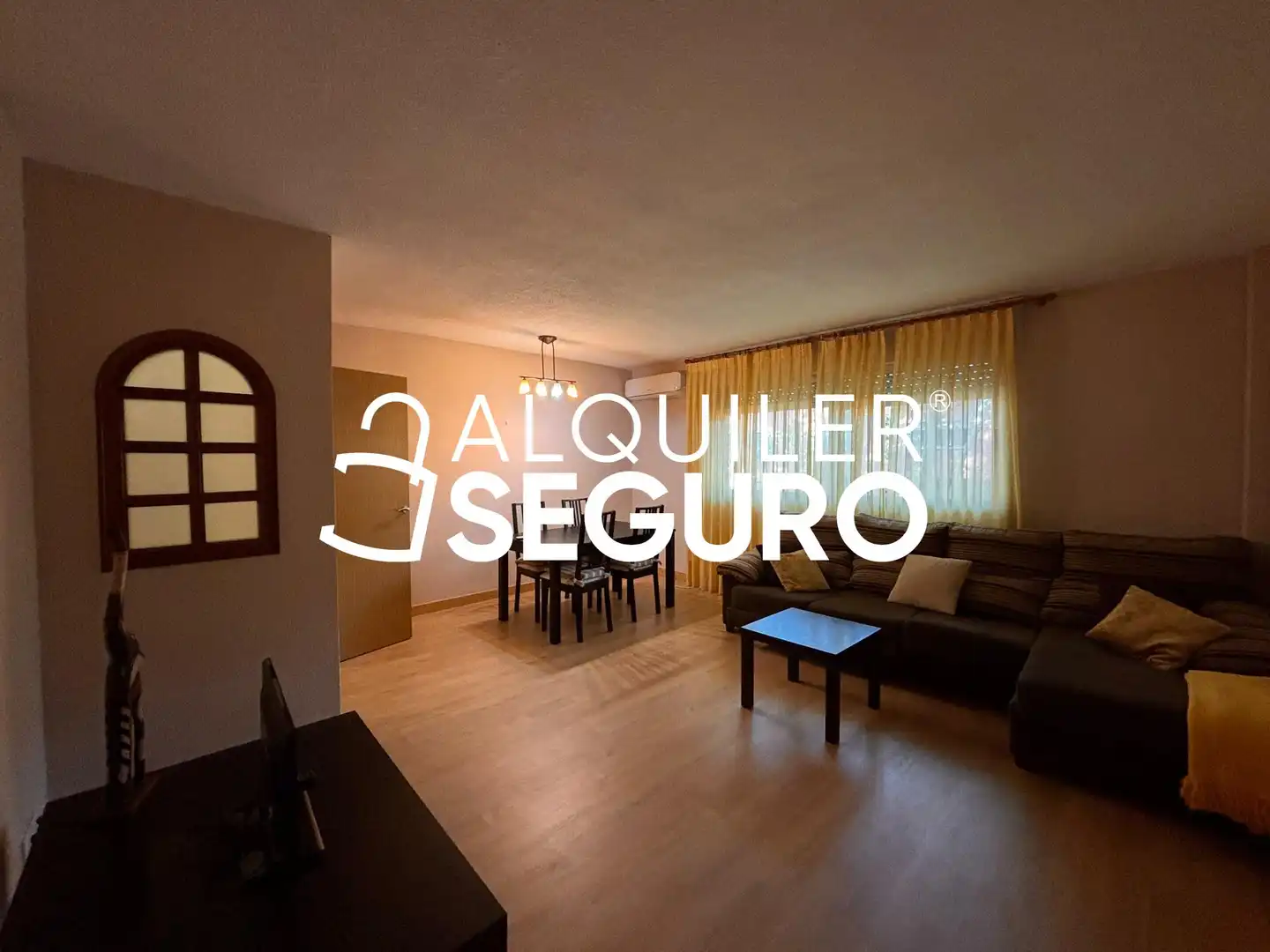 Wohnzimmer von Wohnung zur Miete in Covibar - Pablo Iglesias