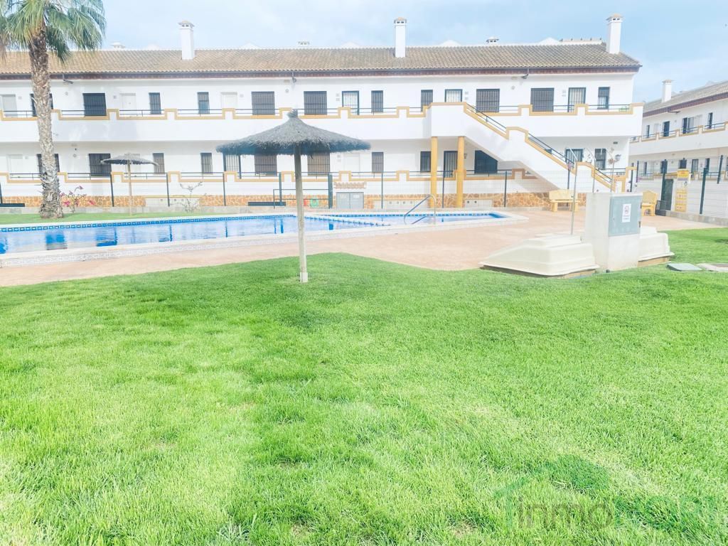 Piscina de Piso en venta en Cartagena con Aire acondicionado, Terraza y Amueblado