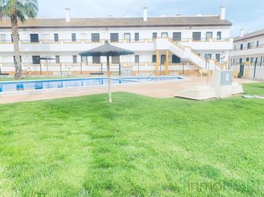 Piso con piscina en venta en Pedanías Este