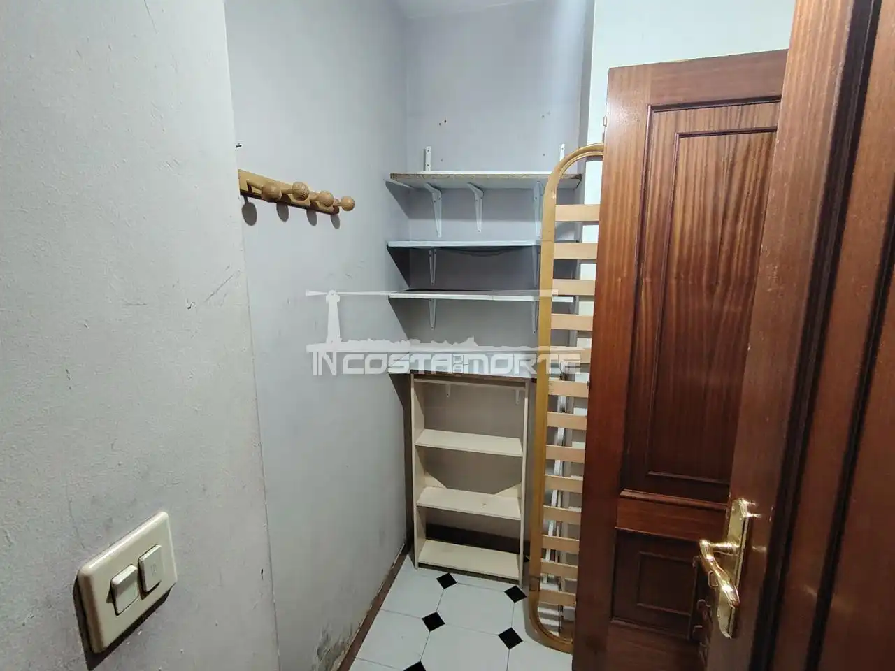Piso en venta en Cee con Calefacción, Trastero y Amueblado