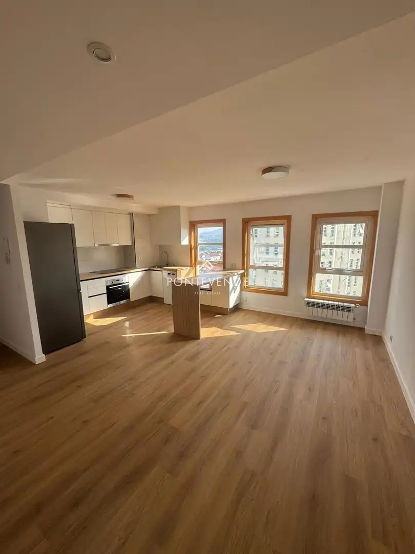 Piso en venta en Pateira, 7, Casablanca - Calvario