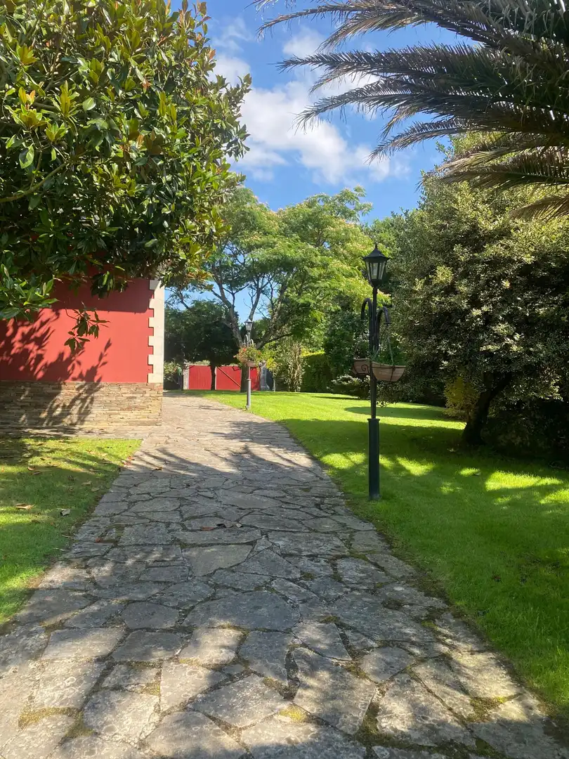 Jardín de Casa o chalet en venta en Lugo con Calefacción, Piscina y Amueblado