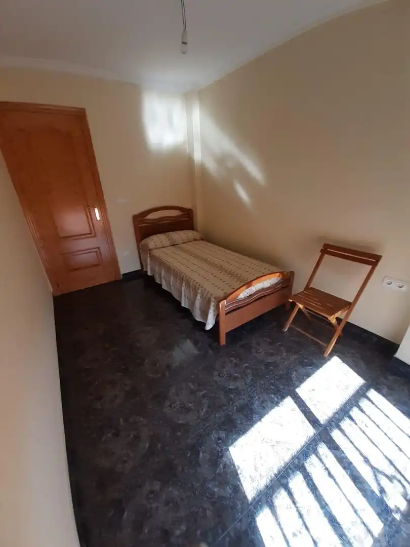 Dormitori de Casa adosada en venda en Novelda amb Calefacció, Terrassa i Traster