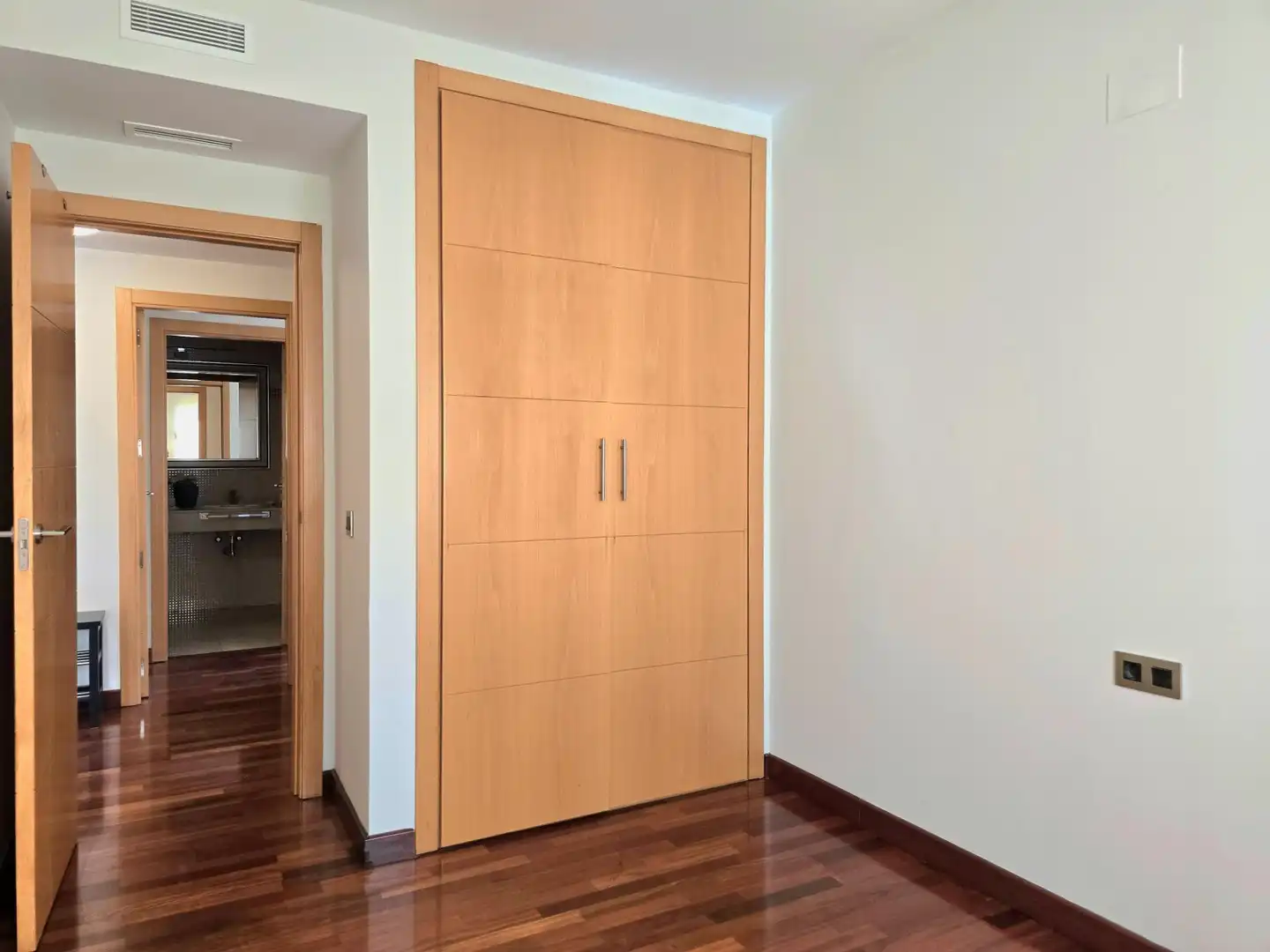 Apartamento de alquiler en Torremolinos con Aire acondicionado, Calefacción y Jardín privado