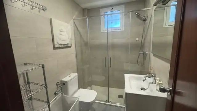 Bathroom of Flat for share in Torremolinos  with Terrace, Furnished and Oven