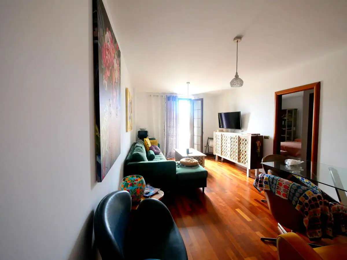 Sala d'estar de Pis en venda en Arrecife amb Parquet i Moblat