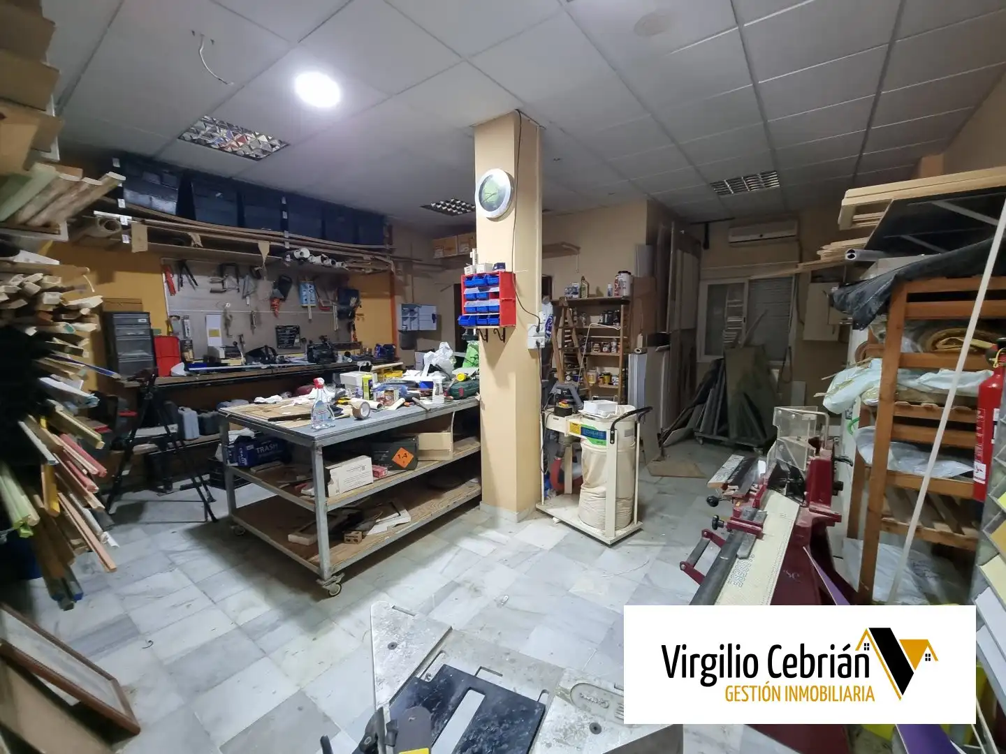 Local comercial en venda a La Laguna