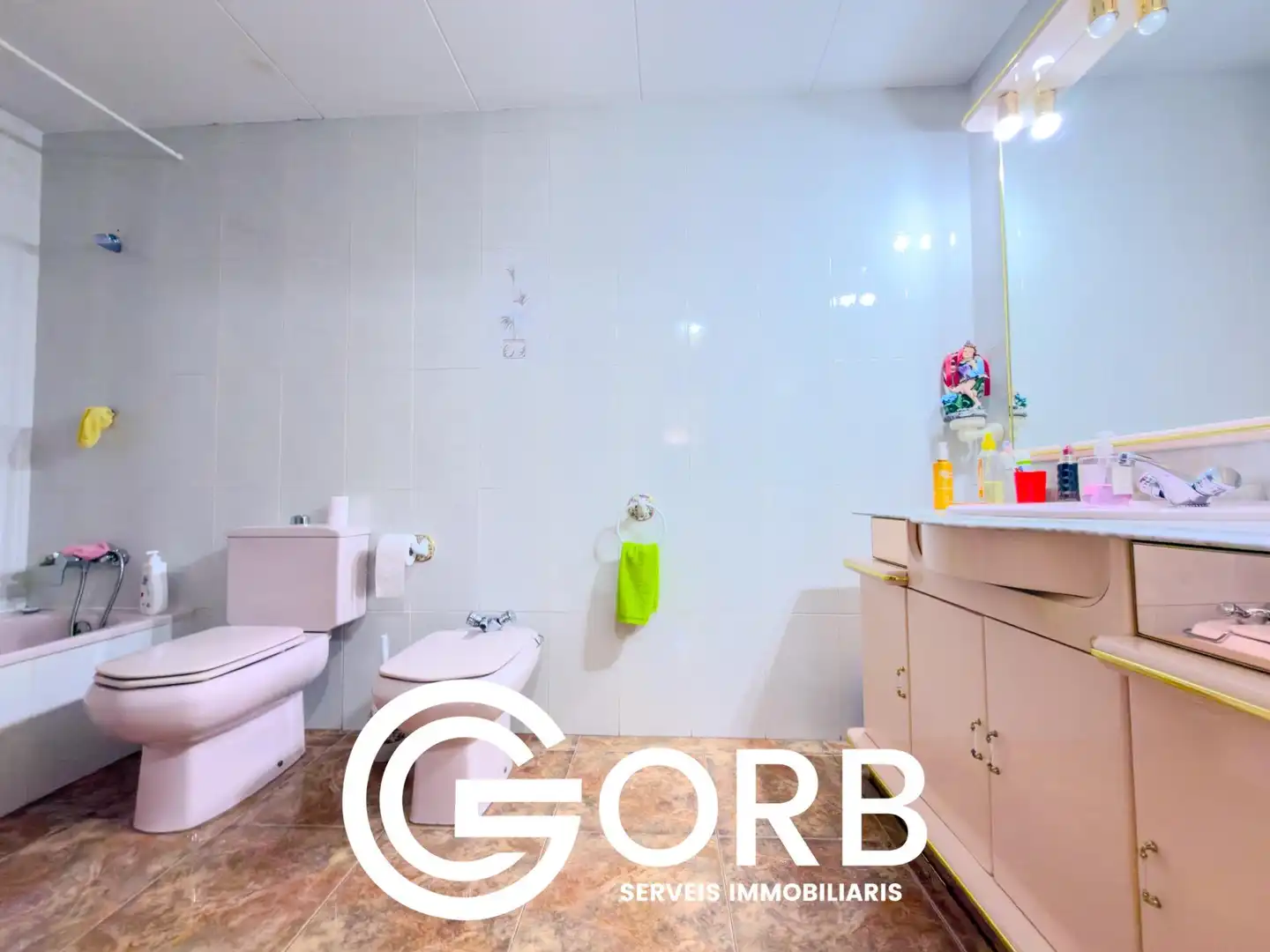 Baño de Piso en venta en Mataró con Terraza y Balcón