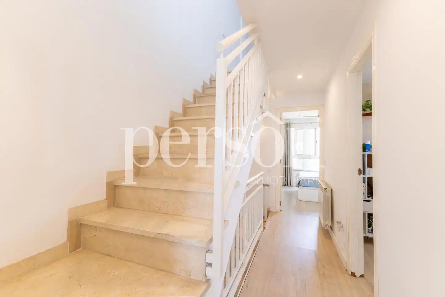 Houses for sale in Silla  with Air Conditioner and Terrace