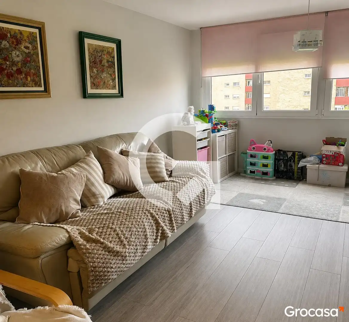 Bedroom of Flat for sale in L'Hospitalet de Llobregat  with Air Conditioner