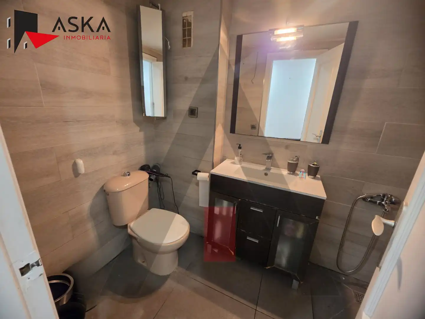 Bathroom of Flat for sale in Paiporta  with Terrace and Balcony