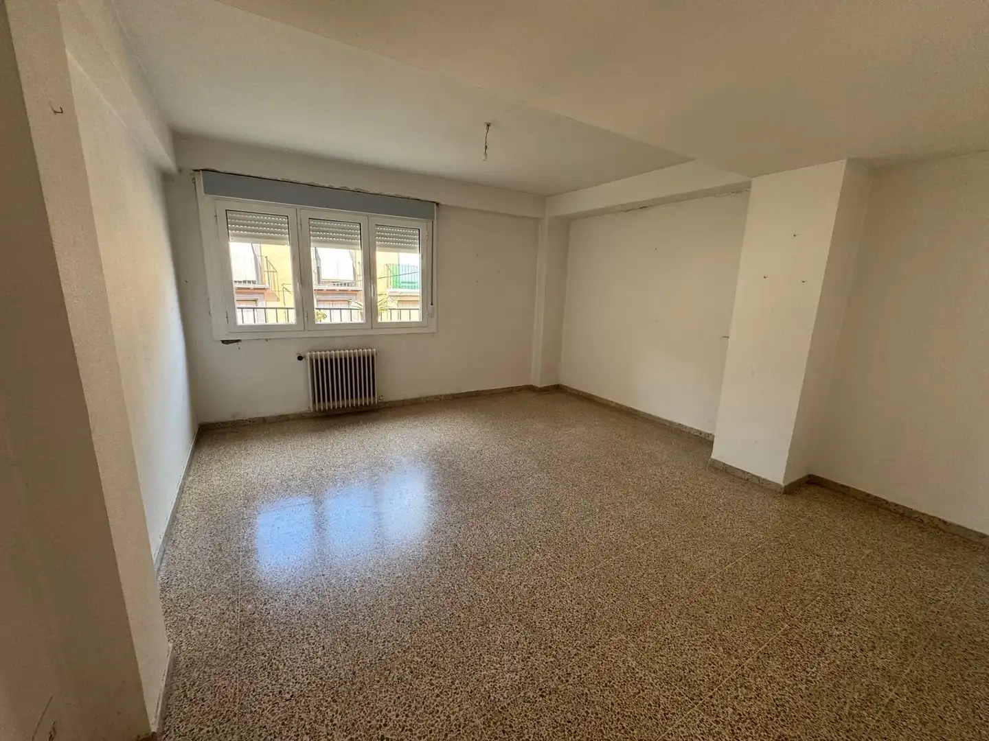 Sala d'estar de Edifici en venda en Mallén