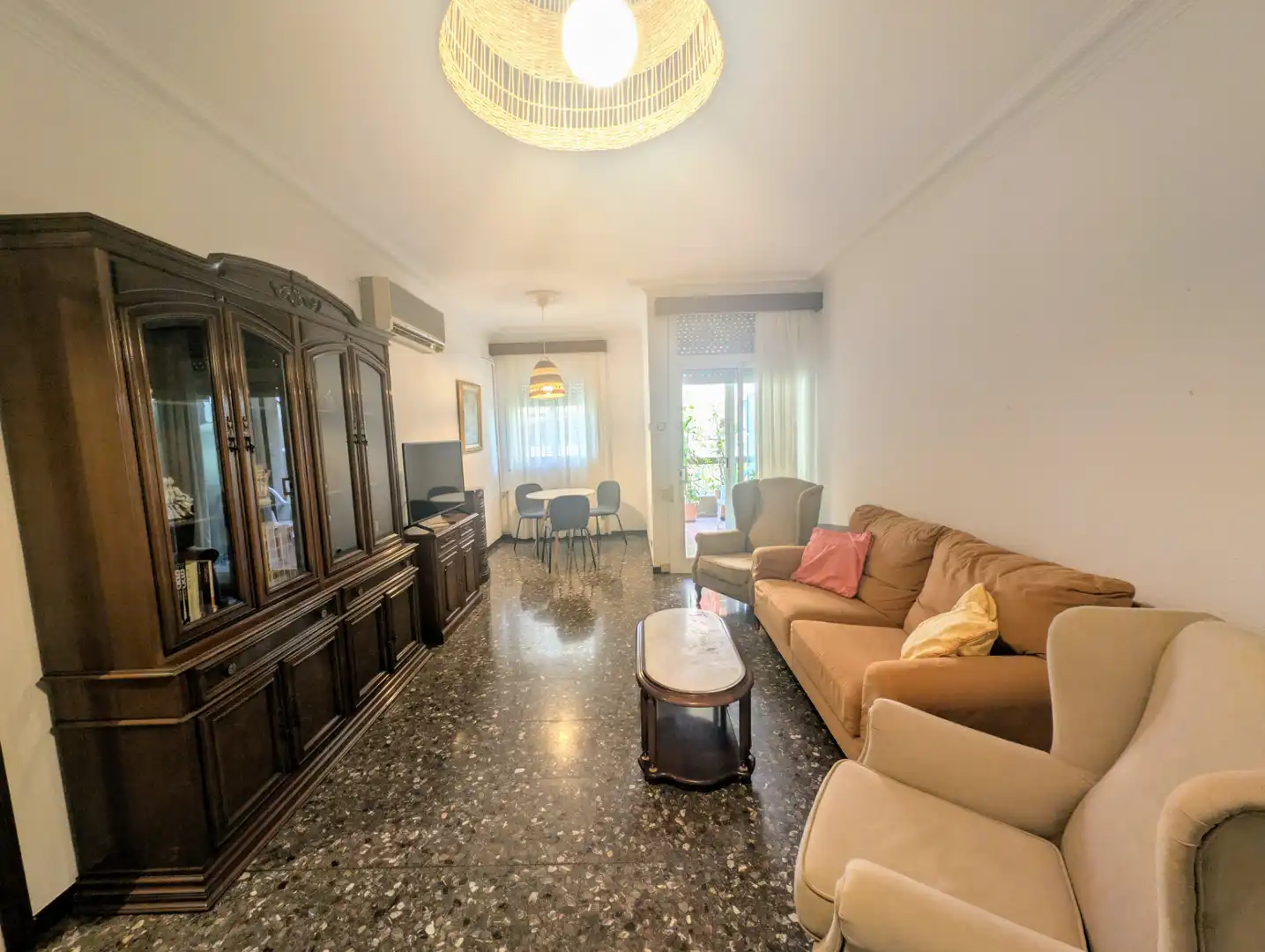 Living room of Flat for sale in Barcelona  with Air Conditioner, Heating and Oven