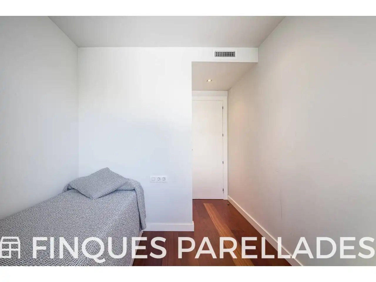 Habitación de Piso en venta en Sitges con Aire acondicionado, Calefacción y Jardín privado