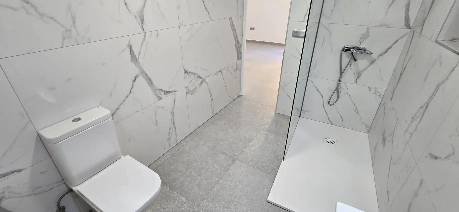 Baño de Piso en venta en Arafo con Terraza y Balcón