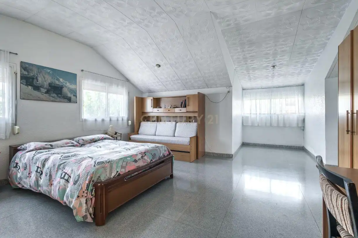 House with pool for sale in Carrer de les Orquídies, Viladecans, Spain, imagen 38