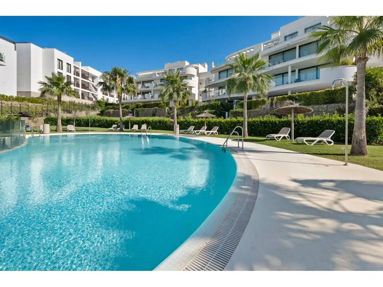Apartament amb piscina en venda a El Higuerón, imagen 2