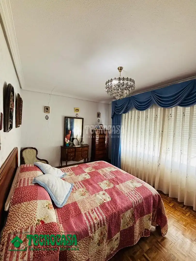 Habitación de Casa o chalet en venta en Casarrubios del Monte