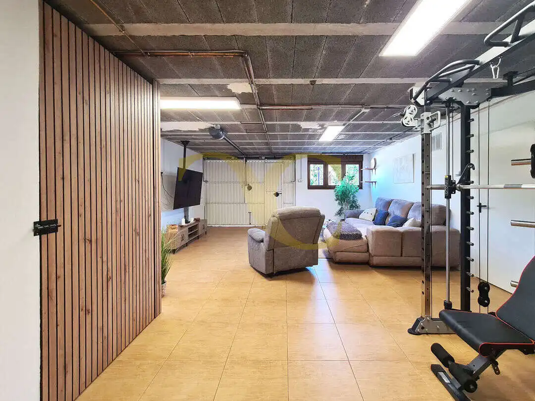 Casa o xalet en venda en Gijón  amb Calefacció, Jardí privat i Terrassa