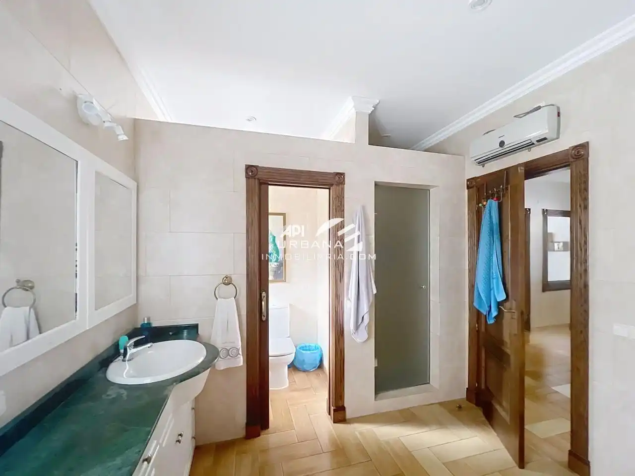 Baño de Casa o chalet en venta en Lucena con Aire acondicionado, Terraza y Piscina
