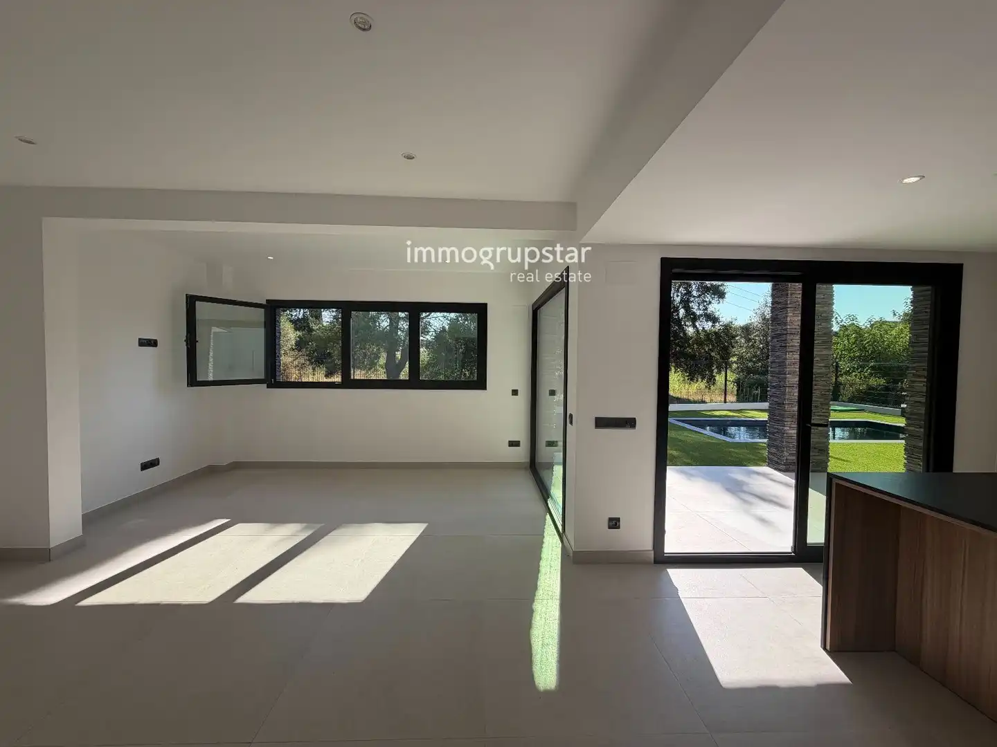 Sala d'estar de Casa o xalet en venda en Calonge i Sant Antoni amb Aire condicionat, Calefacció i Terrassa