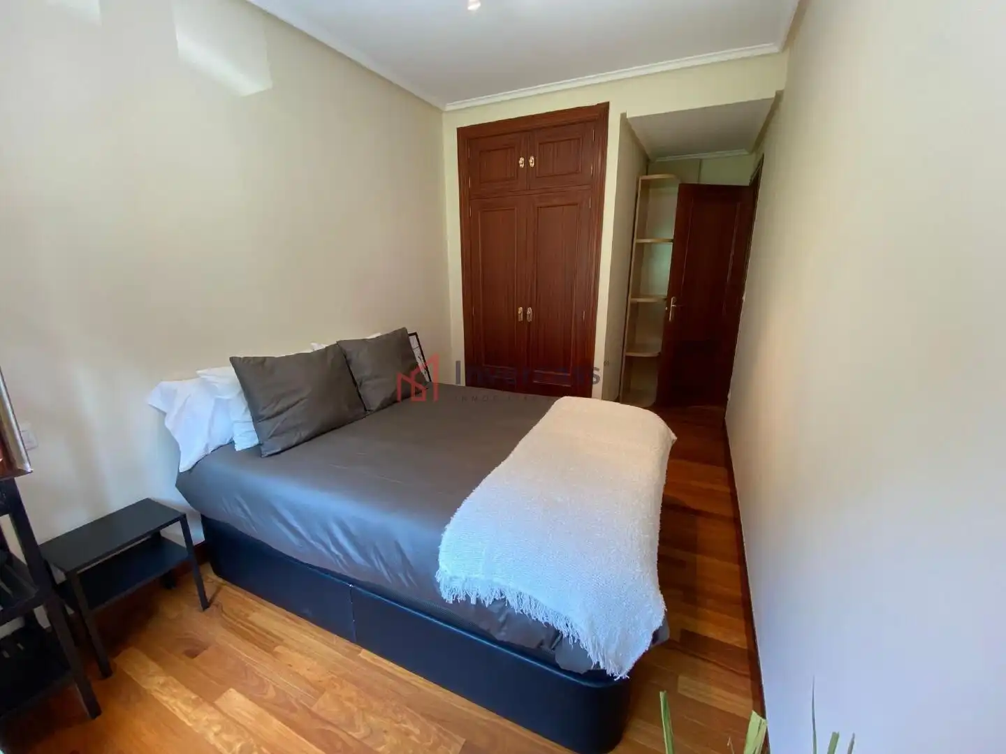 Habitación de Casa adosada en venta en Castro-Urdiales