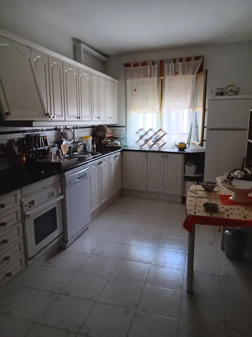 Kitchen of Houses for sale in Torrequemada  with Air Conditioner, Terrace and Storage room
