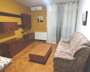 Bedroom of Apartment to rent in  Zaragoza Capital