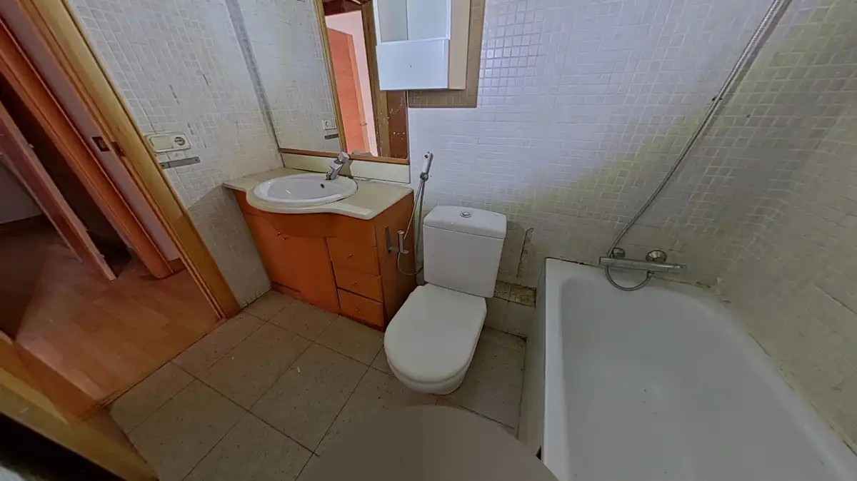 Baño de Piso en venta en Cerdanyola del Vallès con Balcón