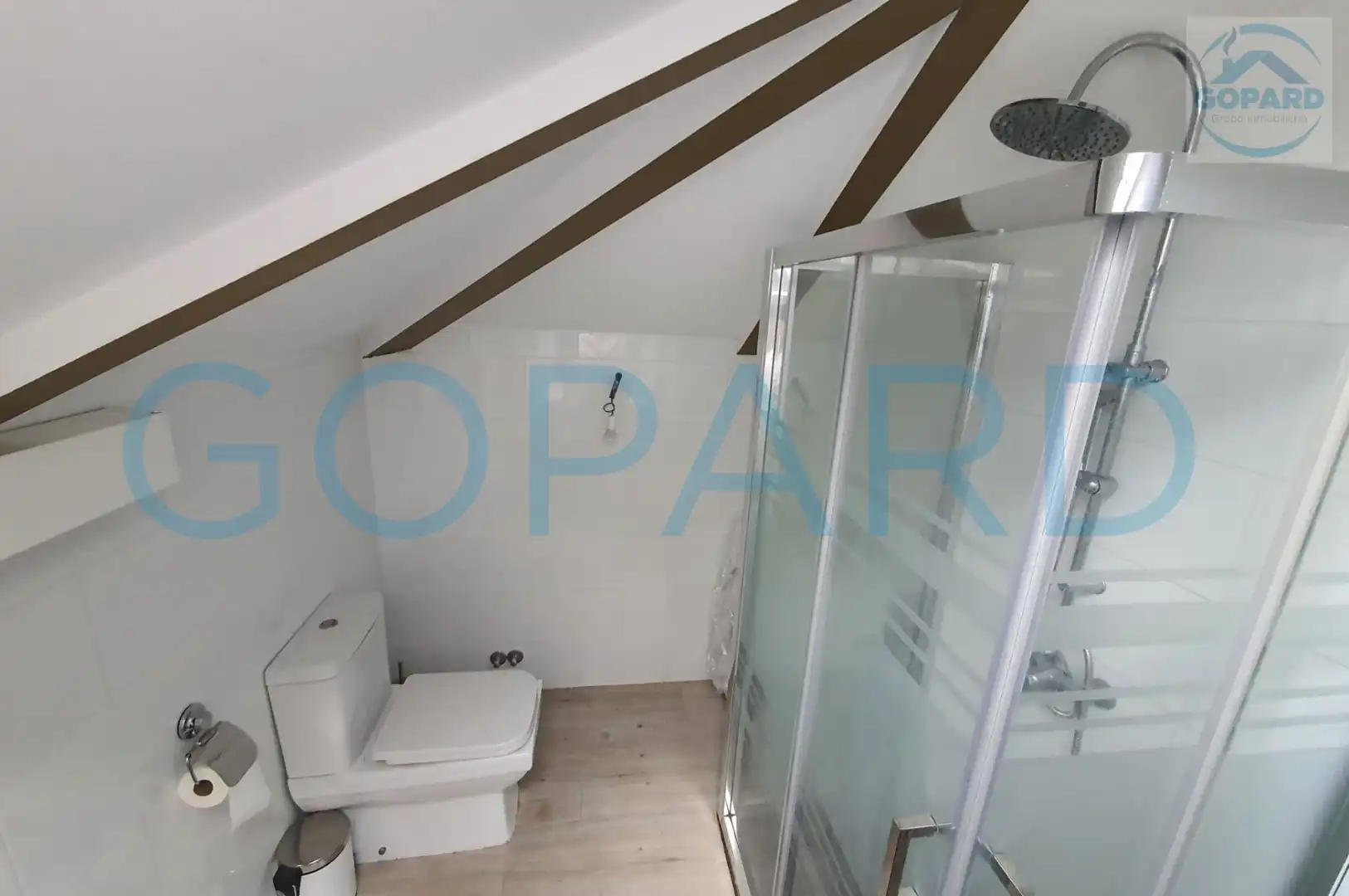 Baño de Casa o chalet de alquiler en Villanueva de la Cañada con Aire acondicionado, Calefacción y Jardín privado