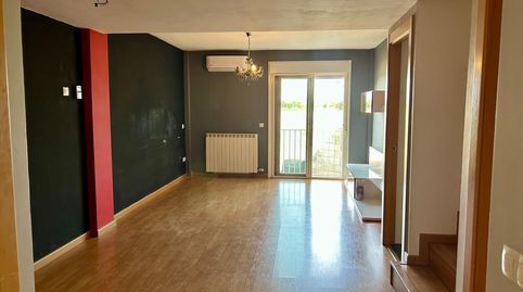 Foto 3 de Casa adosada en venta en Zuera, Zaragoza