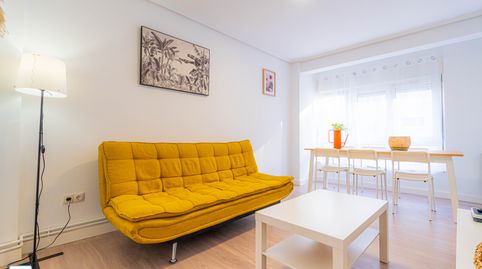 Foto 3 de Piso de alquiler en Calle Estudiantes, Los Castros, Santander