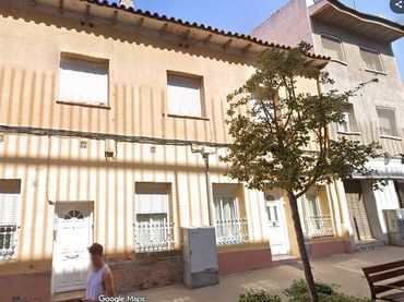 Casa en venta en Carrer VALLES 26