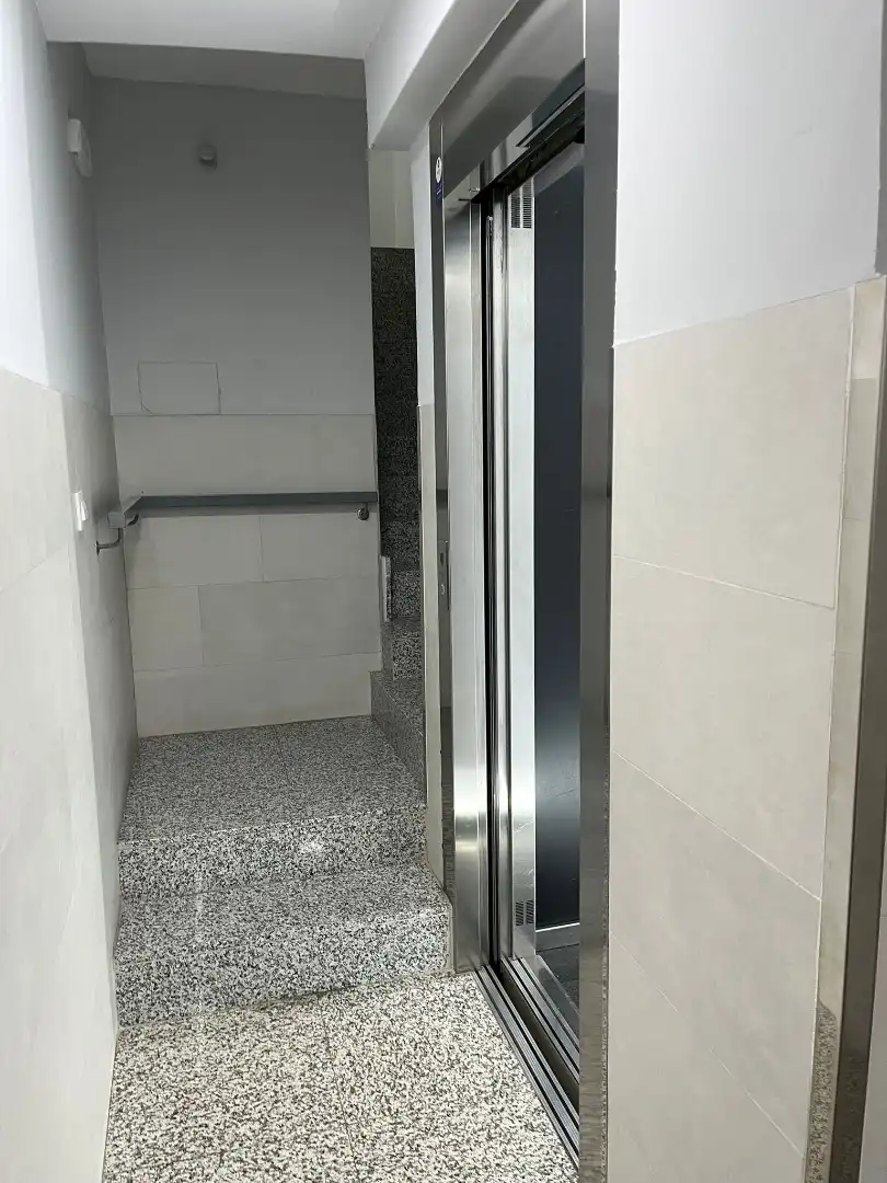 Wohnung mit Terrasse zum Verkauf in Avenida Guardia Civil 11, imagen 16