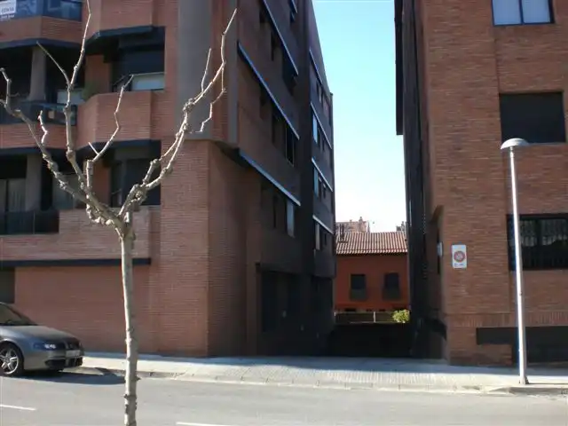 Aparcamiento en alquiler en AVENIDA LLUIS COMPANYS 15, imagen 3