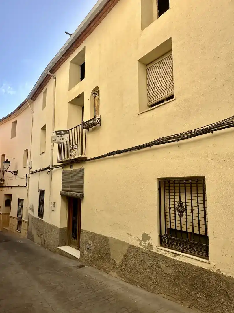 Vista exterior de Casa adosada en venda en Agullent